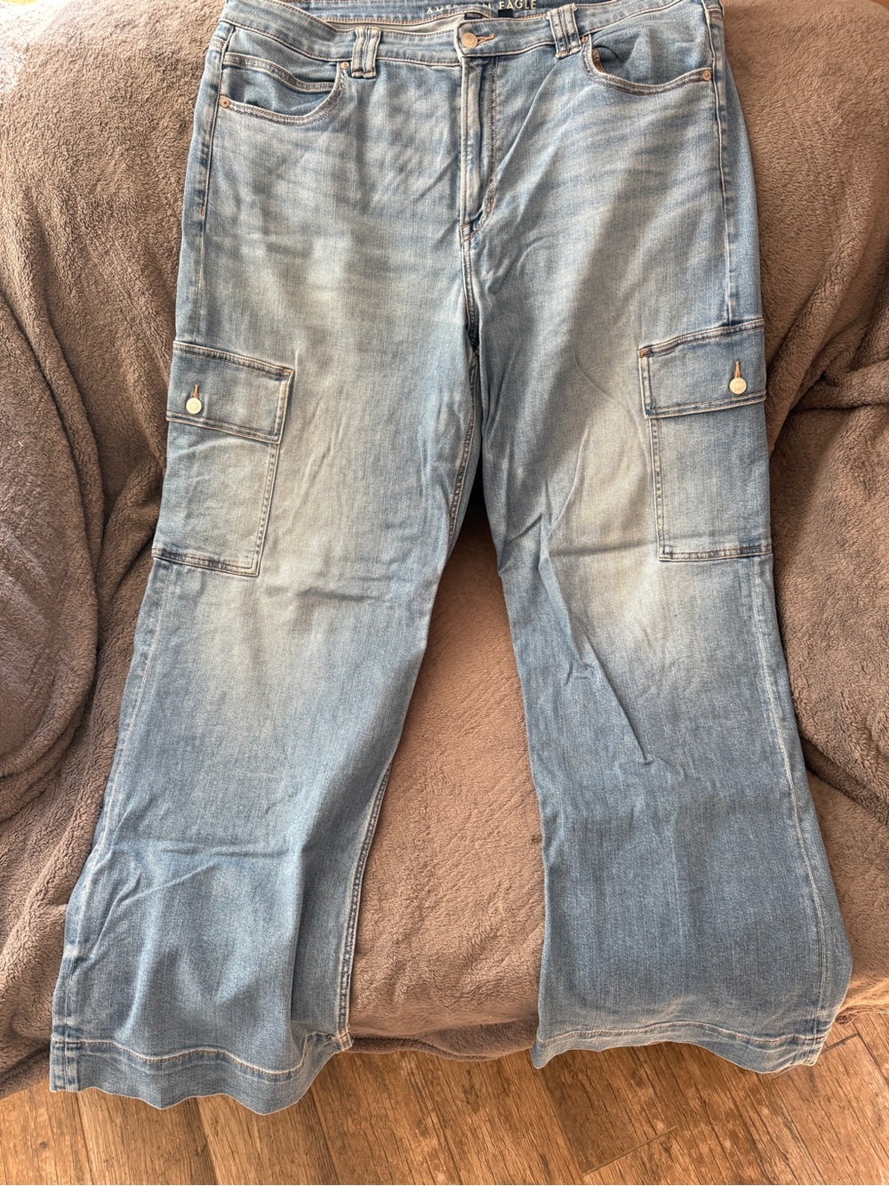 American Eagle Outfitters Light Blue Wide Leg Cargo Jeans
